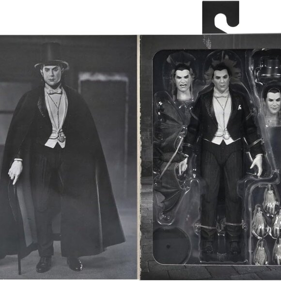 NECA: Universal Monsters - Dracula Carfax Abbey Ultimate 7" Action Figure - Picture 13 of 14